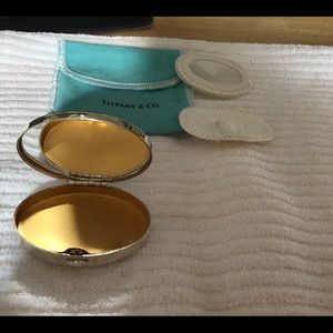 Vintage Tiffany 925 Silver Compact mirror-button mechanic working- pill box